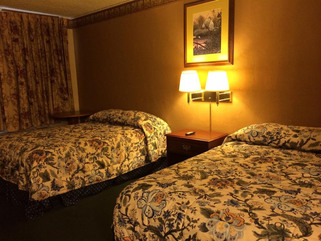 Townhouse Motel Sanger Номер фото