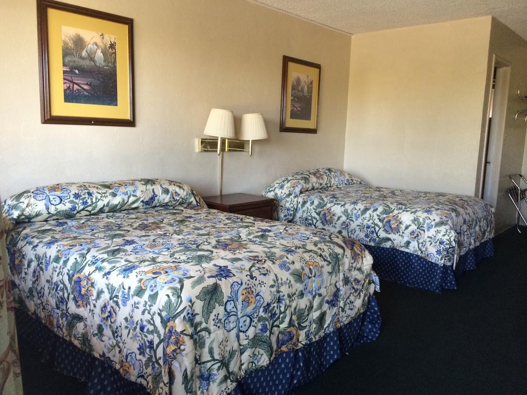 Townhouse Motel Sanger Экстерьер фото